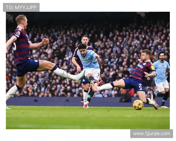 马尔穆什世界波遭误判抱头遗憾